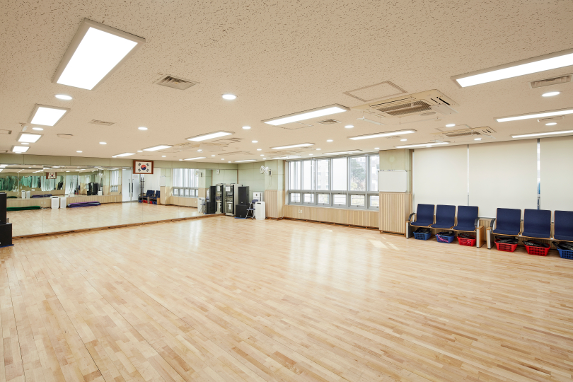 센터소개 -   대치1동복합문화센터 체육교실 사진2